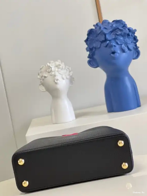 VUITTON BB LOUIS CAPUCINES 0519